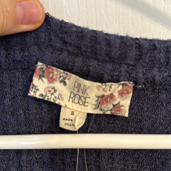 🆕 Pink Rose Tie-front Long-sleeve Top Small NWT - Picture 3 of 4